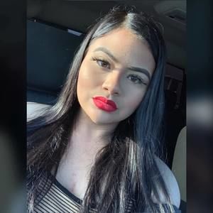 Meet your Posher, Evaa